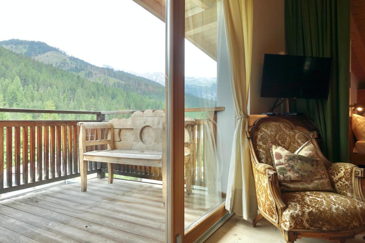Apartments Da La Vedla Flats San Cassiano  Dış mekan fotoğraf