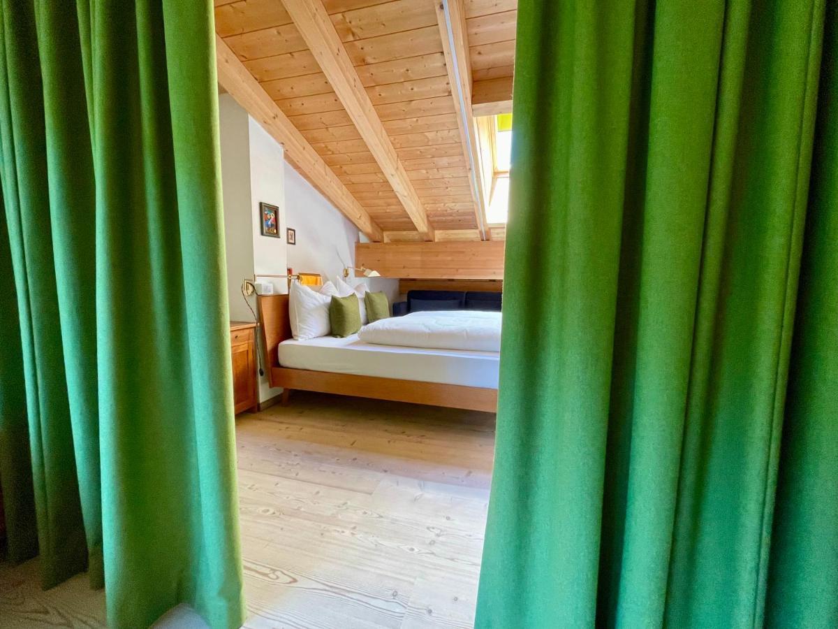 Apartments Da La Vedla Flats San Cassiano  Dış mekan fotoğraf